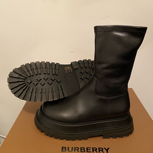 NEW SEASON BURBERRY - HURR BOOTS - Picture 10 of 12